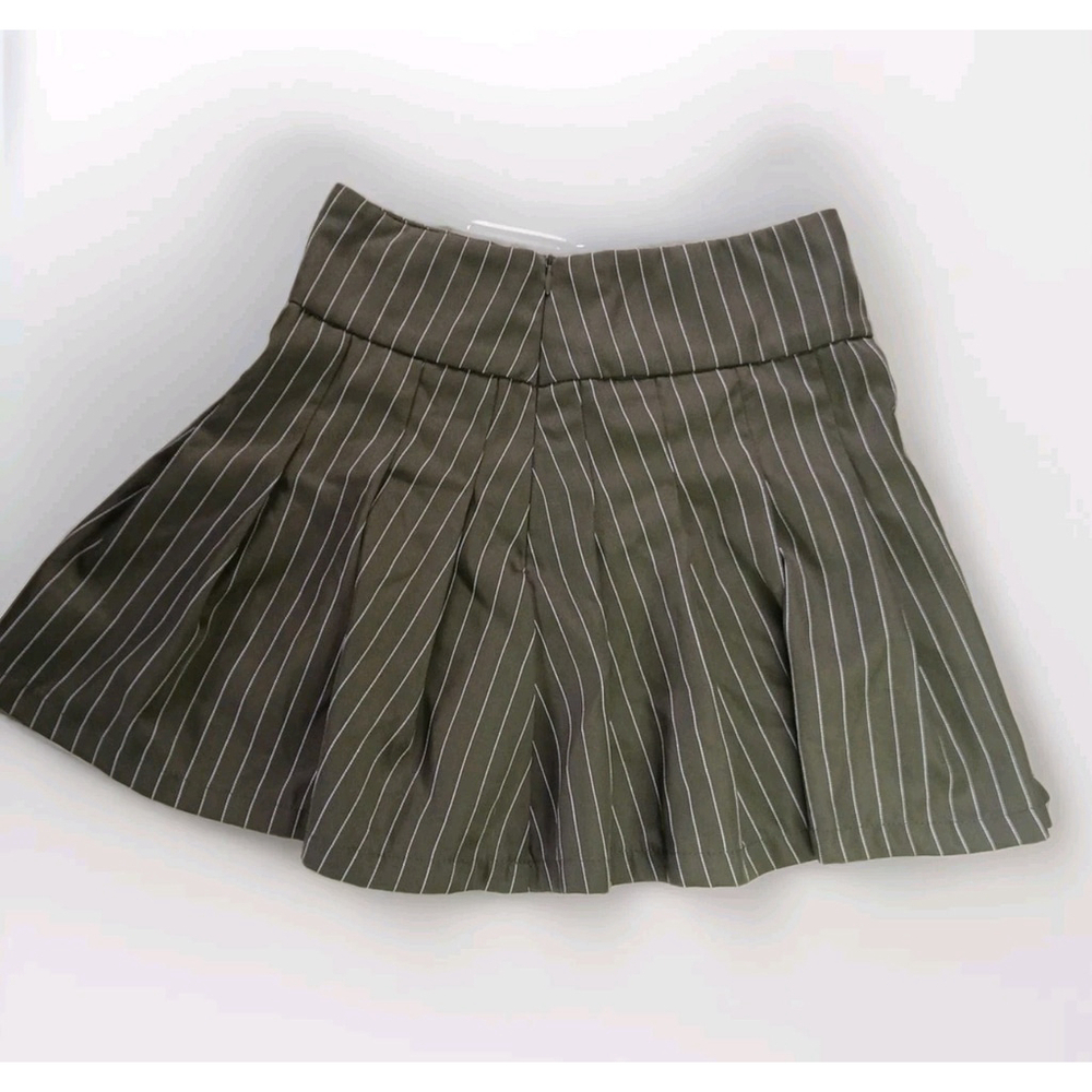 Olive Green Striped Skirt Junior's Size Small - Picture 4 of 4